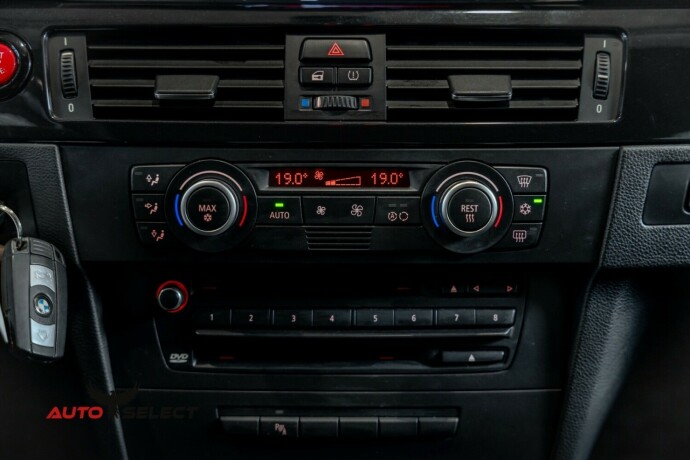 bmw-m3-bensin-2008-big-47