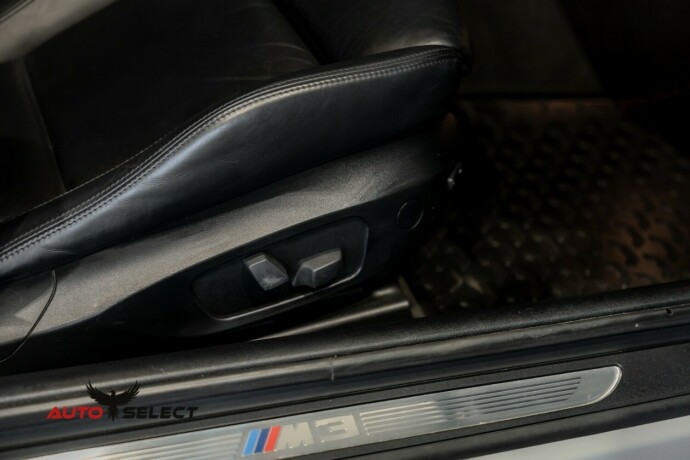 bmw-m3-bensin-2008-big-26