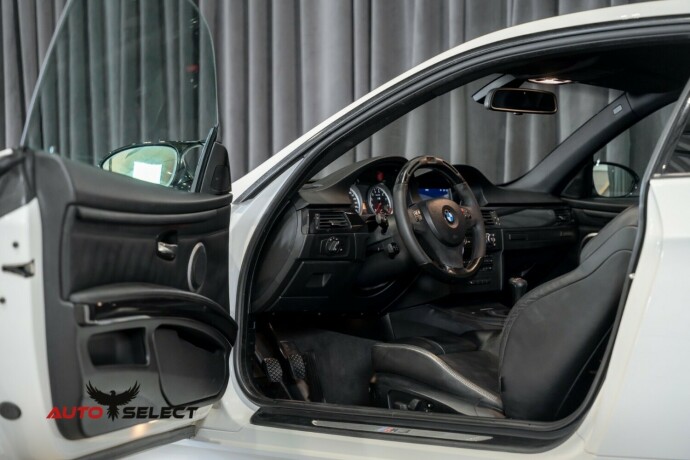 bmw-m3-bensin-2008-big-28
