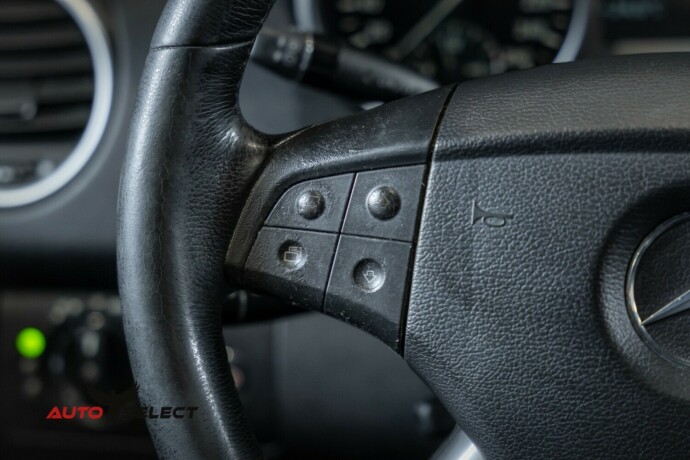 mercedes-benz-m-klasse-bensin-2005-big-31