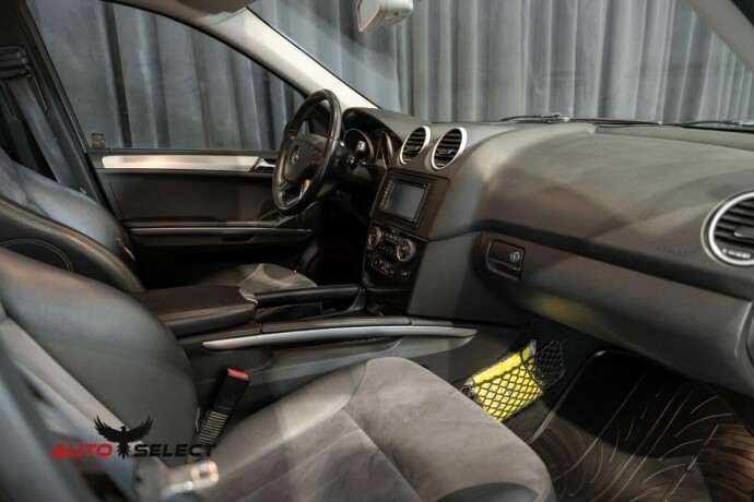 mercedes-benz-m-klasse-bensin-2005-big-20