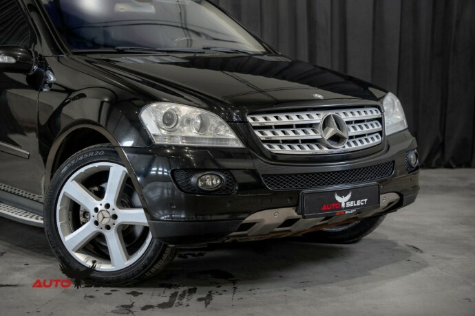 mercedes-benz-m-klasse-bensin-2005-big-1