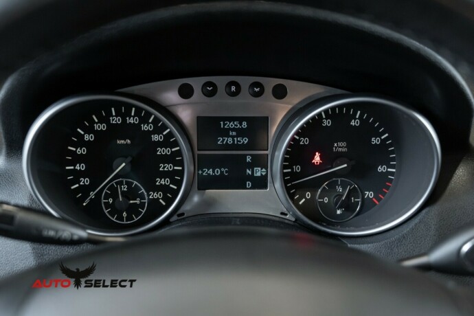 mercedes-benz-m-klasse-bensin-2005-big-32