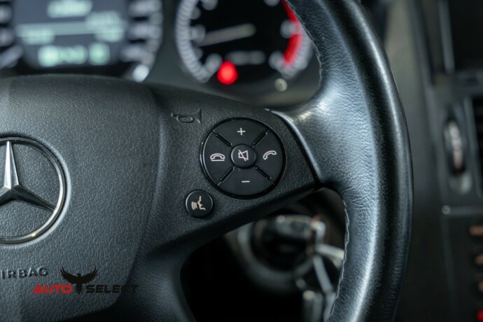 mercedes-benz-c-klasse-diesel-2010-big-29