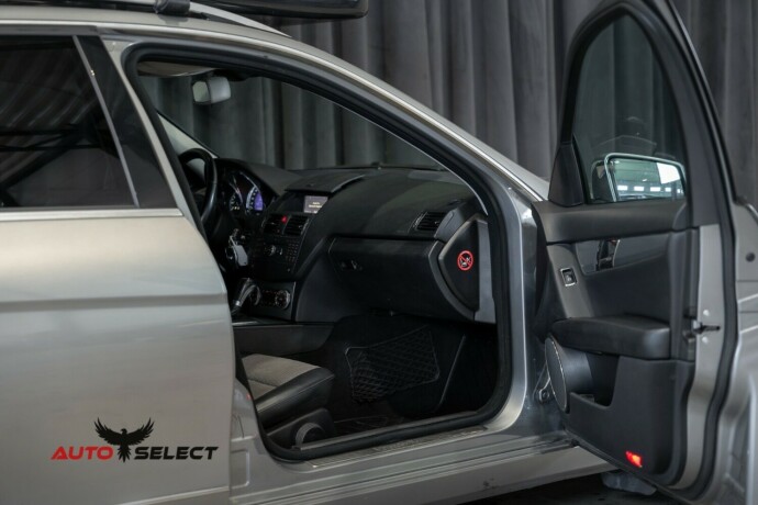 mercedes-benz-c-klasse-diesel-2010-big-15