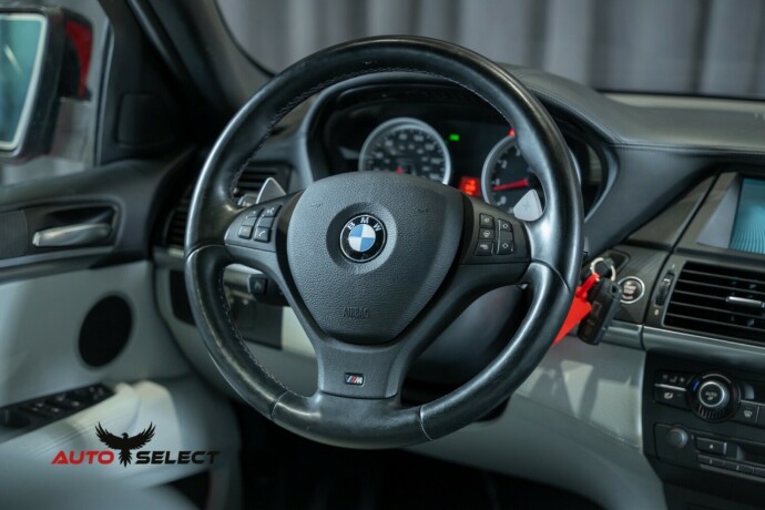 bmw-x6-m-bensin-2011-big-30