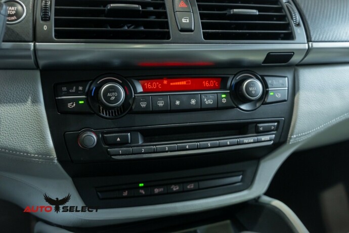 bmw-x6-m-bensin-2011-big-41