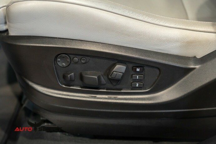 bmw-x6-m-bensin-2011-big-26