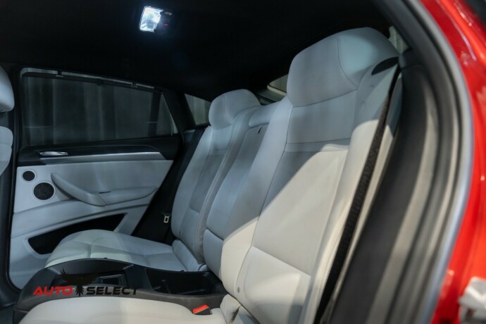 bmw-x6-m-bensin-2011-big-23