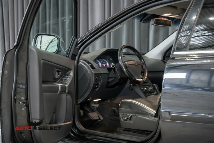 volvo-xc-90-diesel-2011-big-22