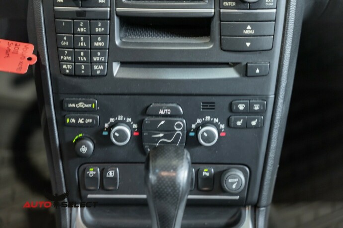 volvo-xc-90-diesel-2011-big-36