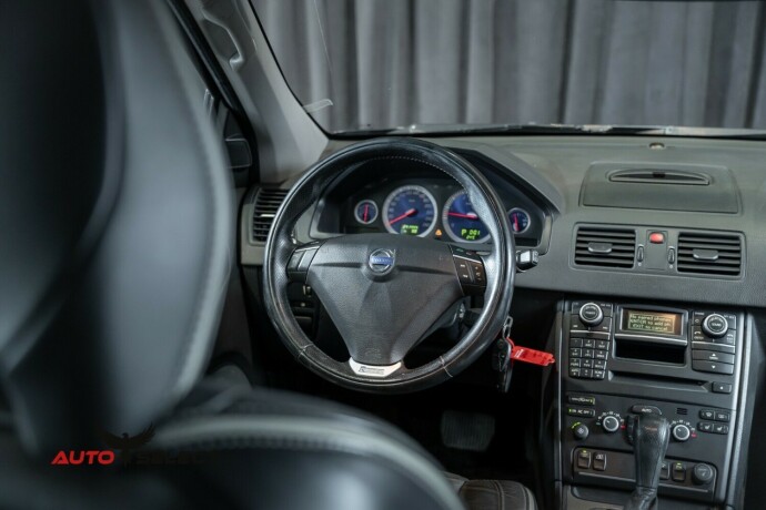 volvo-xc-90-diesel-2011-big-27