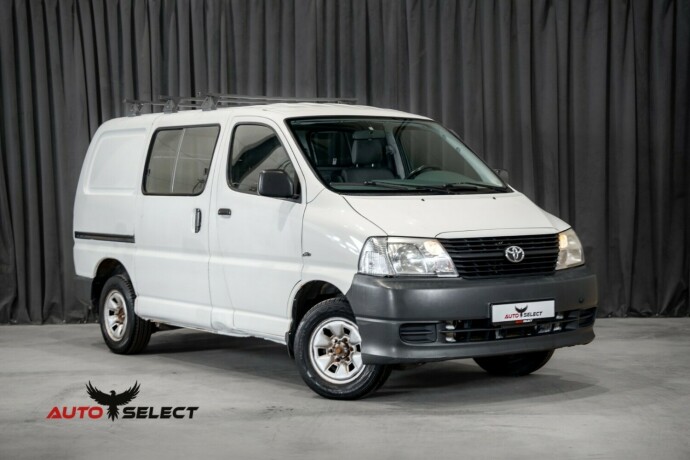 toyota-hiace-diesel-2008-big-0