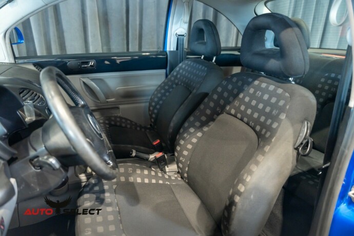 volkswagen-beetle-bensin-2000-big-17