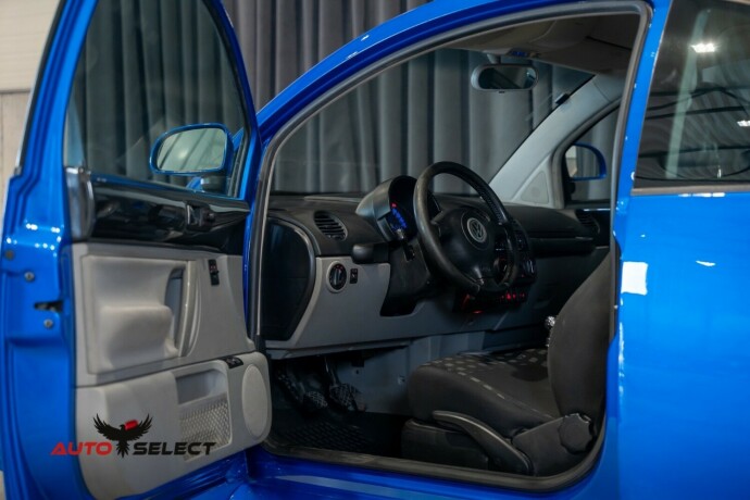 volkswagen-beetle-bensin-2000-big-14