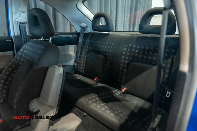 volkswagen-beetle-bensin-2000-big-18