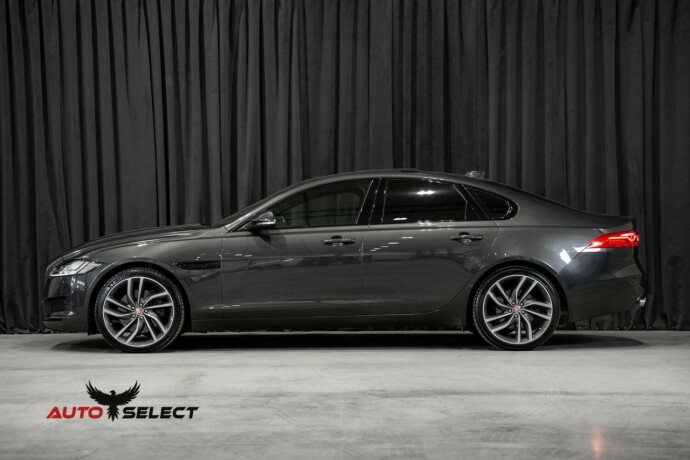 jaguar-xf-bensin-2016-big-7