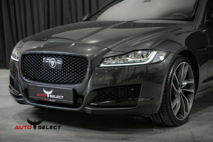 jaguar-xf-bensin-2016-big-6
