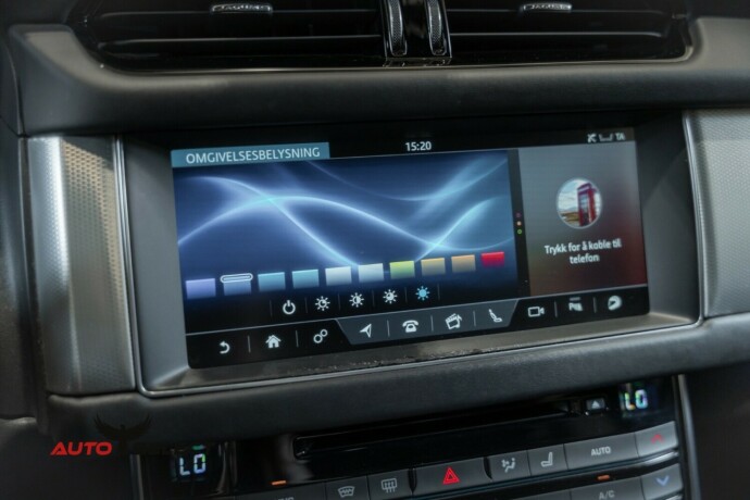 jaguar-xf-bensin-2016-big-50
