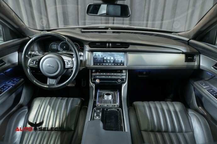 jaguar-xf-bensin-2016-big-39