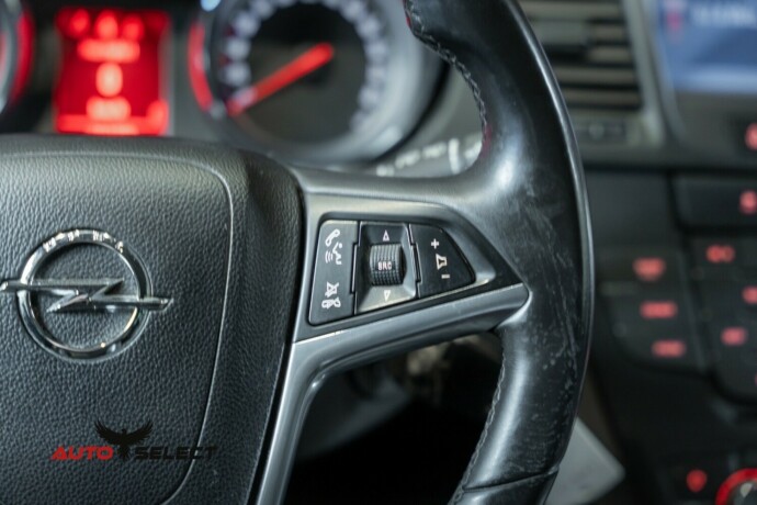 opel-insignia-diesel-2011-big-23