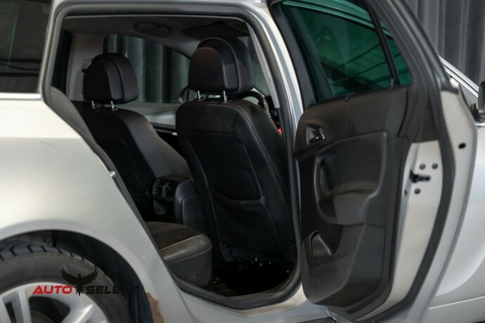 opel-insignia-diesel-2011-big-34