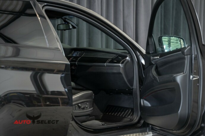 bmw-x6-diesel-2011-big-18