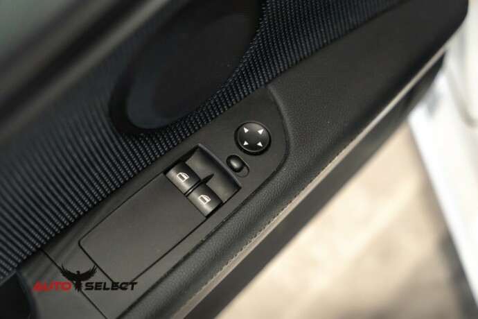bmw-3-serie-bensin-2011-big-20