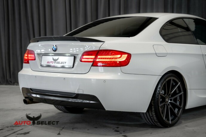bmw-3-serie-bensin-2011-big-12