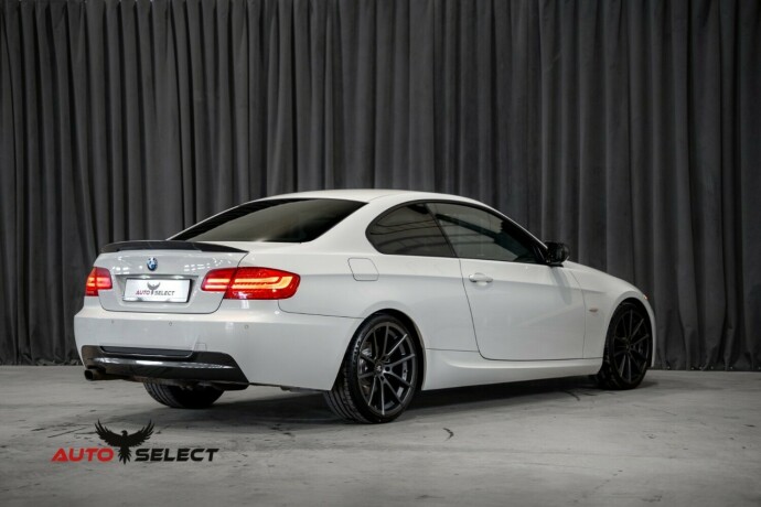 bmw-3-serie-bensin-2011-big-13