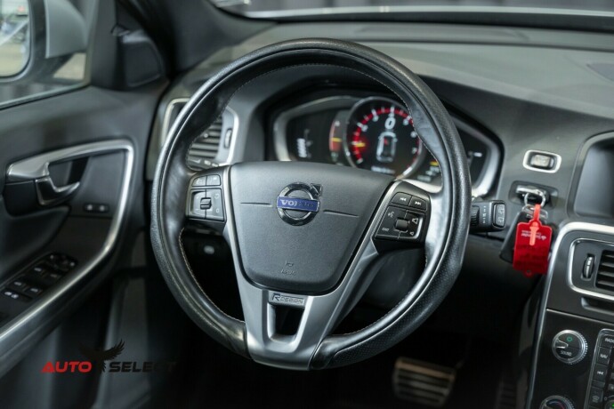 volvo-v60-bensin-2018-big-29