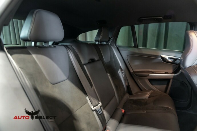 volvo-v60-bensin-2018-big-13