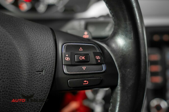volkswagen-passat-diesel-2012-big-32