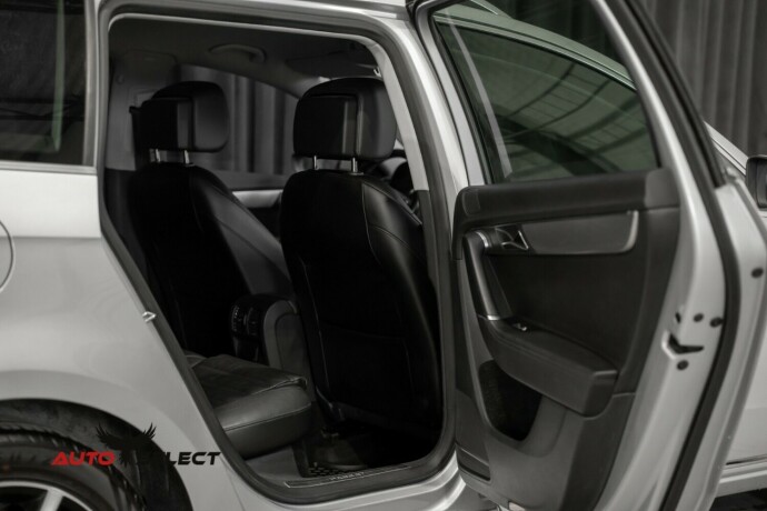 volkswagen-passat-diesel-2012-big-12