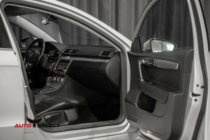 volkswagen-passat-diesel-2012-big-15