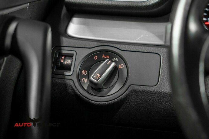 volkswagen-passat-diesel-2012-big-28