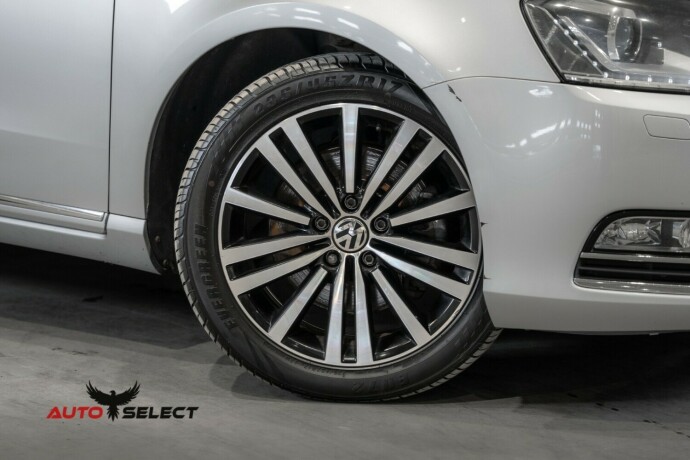 volkswagen-passat-diesel-2012-big-2