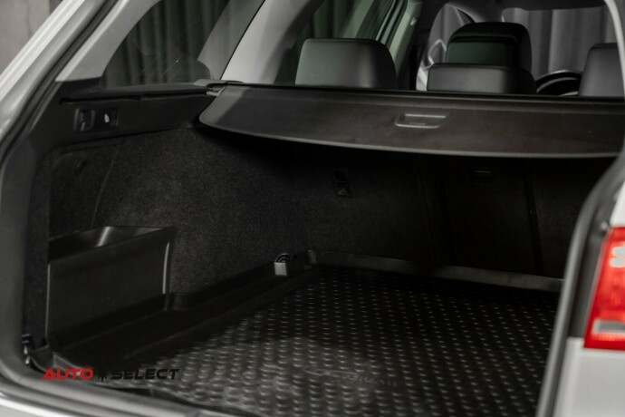 volkswagen-passat-diesel-2012-big-10
