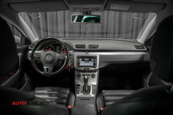 volkswagen-passat-diesel-2012-big-26