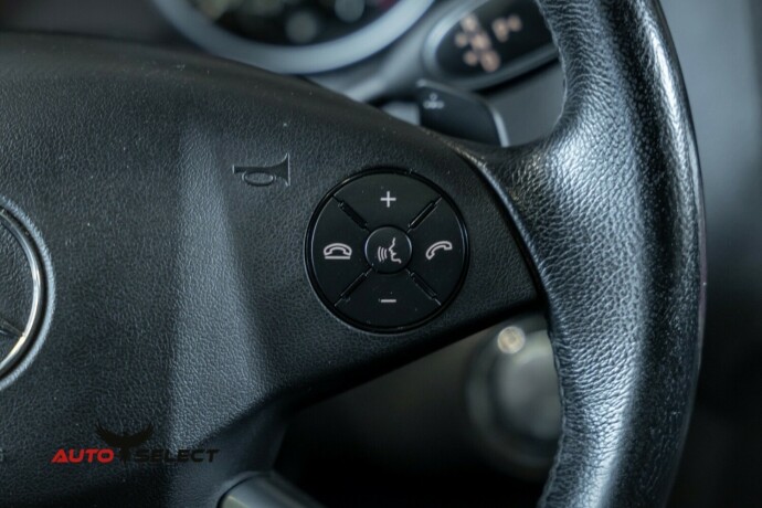 mercedes-benz-m-klasse-diesel-2009-big-32