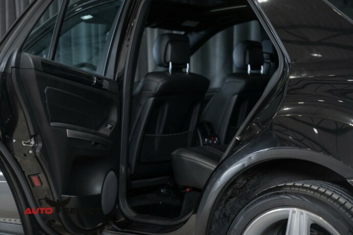 mercedes-benz-m-klasse-diesel-2009-big-19