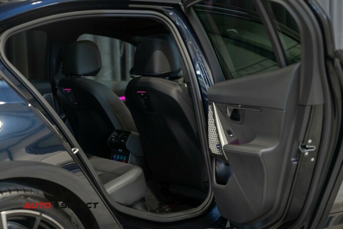 bmw-i5-m60-elektrisitet-2024-big-19