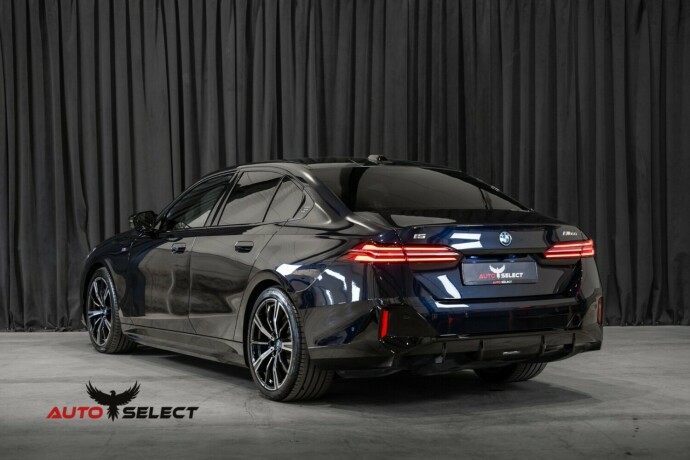 bmw-i5-m60-elektrisitet-2024-big-11