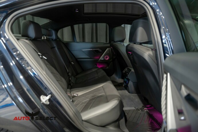 bmw-i5-m60-elektrisitet-2024-big-20