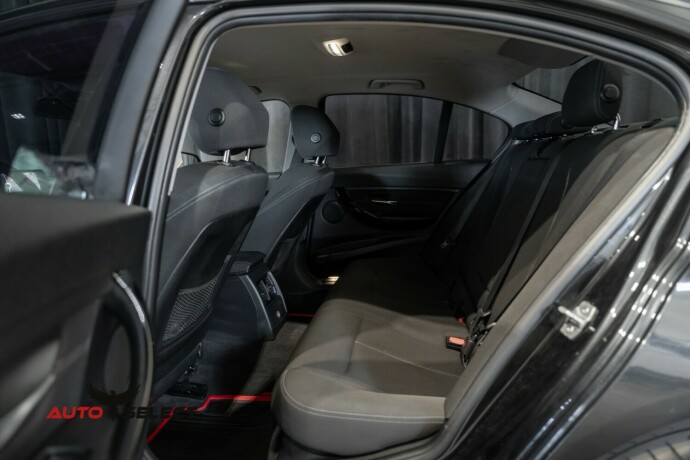 bmw-3-serie-bensin-2013-big-18
