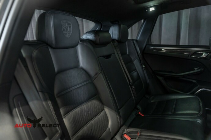 porsche-macan-bensin-2015-big-22