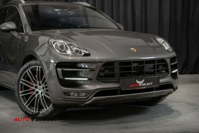 porsche-macan-bensin-2015-big-1