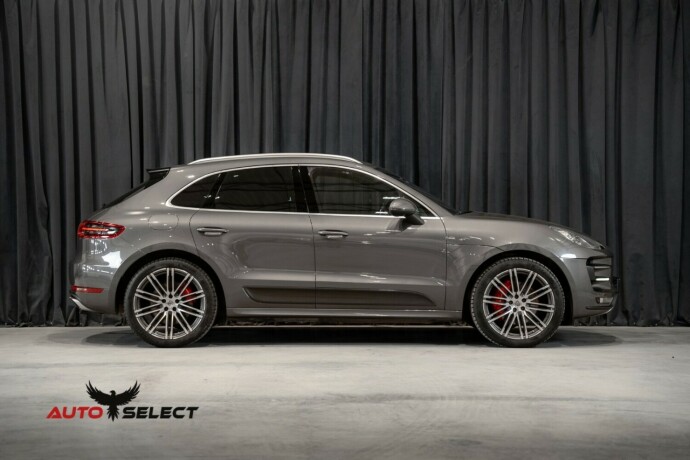 porsche-macan-bensin-2015-big-20