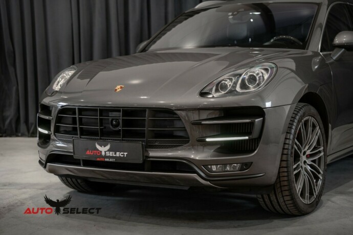 porsche-macan-bensin-2015-big-7