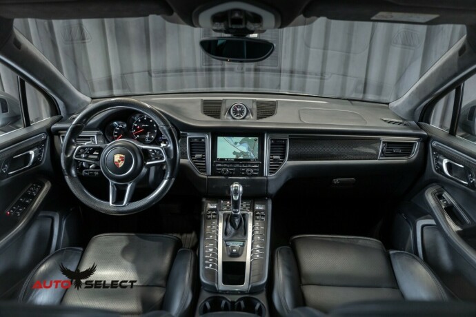 porsche-macan-bensin-2015-big-38